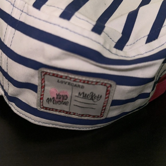 NWT! Disney Sparkly Mickey Love Hat - Picture 8 of 9